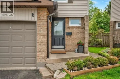2411 Sovereign Street Oakville ON L6L 1M1