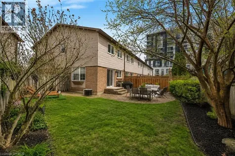2411 Sovereign Street Oakville ON L6L 1M1