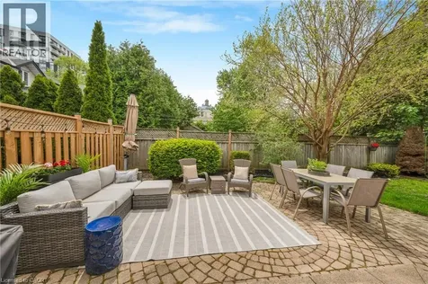 2411 Sovereign Street Oakville ON L6L 1M1