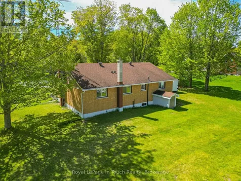 859 Cedar Point Road Tiny ON L9M 0K2