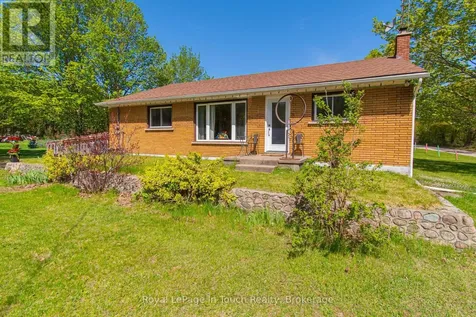859 Cedar Point Road Tiny ON L9M 0K2