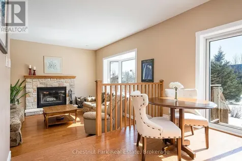 82 Stanley Street Collingwood ON L9Y 0G7