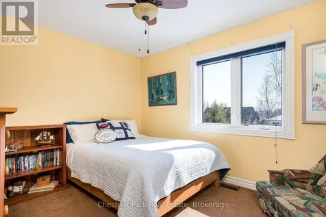 82 Stanley Street Collingwood ON L9Y 0G7
