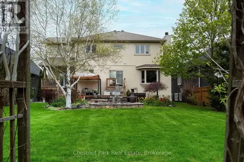 82 Stanley Street Collingwood ON L9Y 0G7
