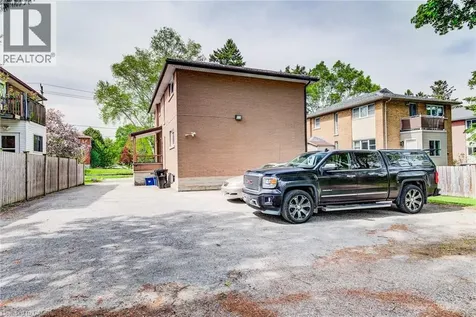 71 Brandon Avenue Kitchener ON N2M 2J2