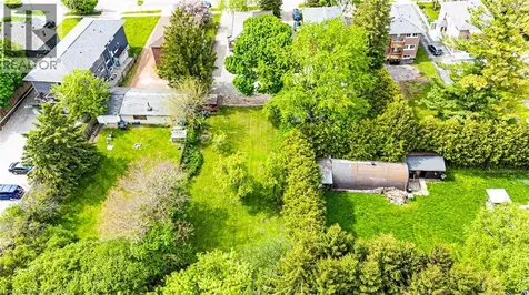 71 Brandon Avenue Kitchener ON N2M 2J2