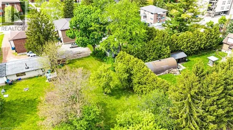 71 Brandon Avenue Kitchener ON N2M 2J2