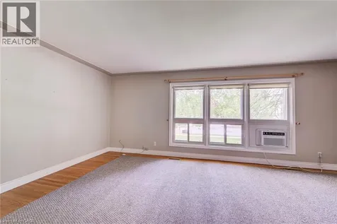 71 Brandon Avenue Kitchener ON N2M 2J2