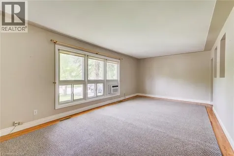 71 Brandon Avenue Kitchener ON N2M 2J2