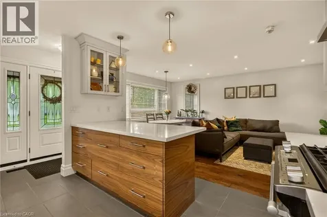 1396 Niels Avenue Burlington ON L7P 2E4