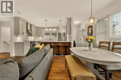1396 Niels Avenue Burlington ON L7P 2E4