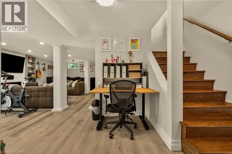 1396 Niels Avenue Burlington ON L7P 2E4