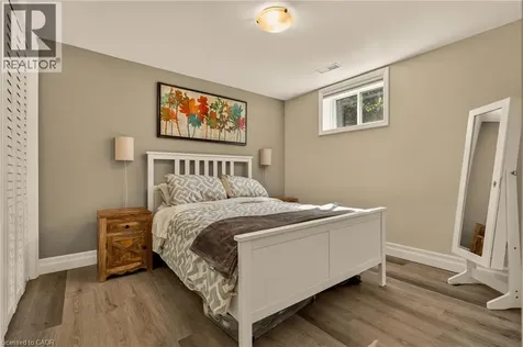 1396 Niels Avenue Burlington ON L7P 2E4