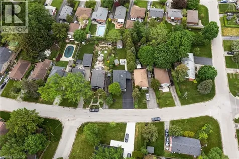 1396 Niels Avenue Burlington ON L7P 2E4