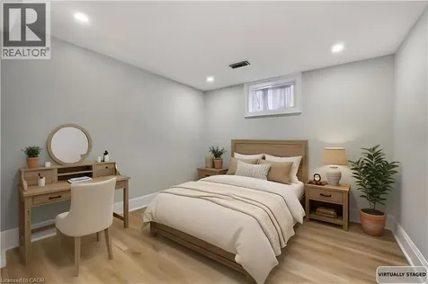 129 Jackson Street West Hamilton ON L8P 1L8
