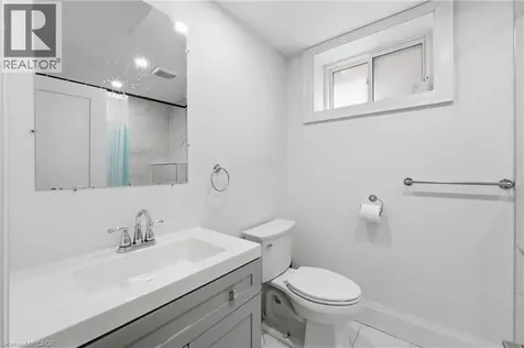 129 Jackson Street West Hamilton ON L8P 1L8