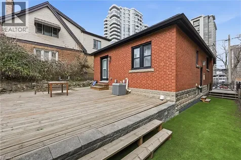 129 Jackson Street West Hamilton ON L8P 1L8