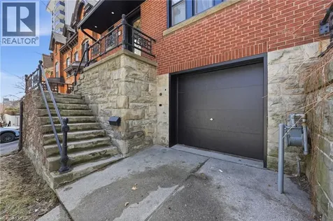 129 Jackson Street West Hamilton ON L8P 1L8
