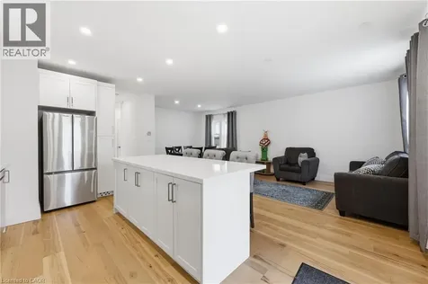 129 Jackson Street West Hamilton ON L8P 1L8