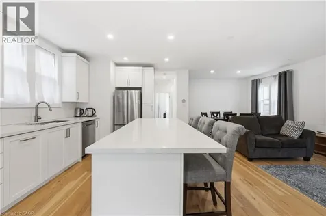 129 Jackson Street West Hamilton ON L8P 1L8
