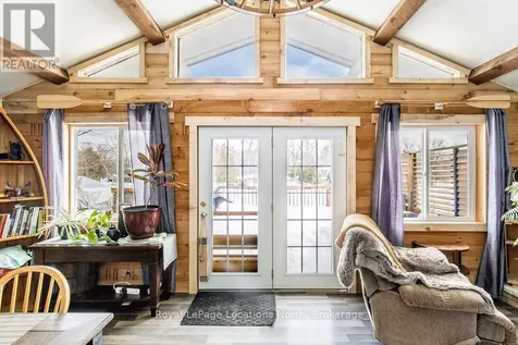 43 Sunnyside Lane Wasaga Beach ON L9Z 2M5