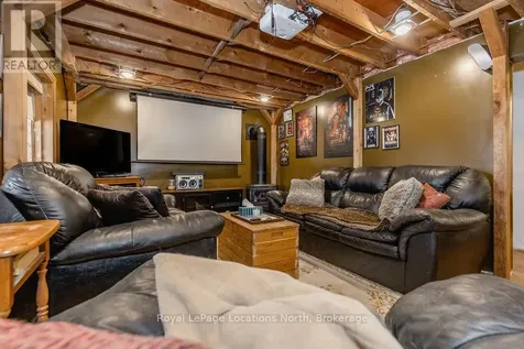 43 Sunnyside Lane Wasaga Beach ON L9Z 2M5