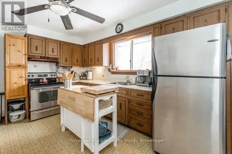 43 Sunnyside Lane Wasaga Beach ON L9Z 2M5