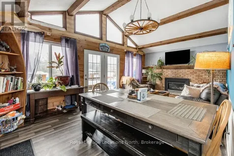 43 Sunnyside Lane Wasaga Beach ON L9Z 2M5
