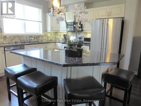 62 Joseph Trail Collingwood ON L9Y 0J3
