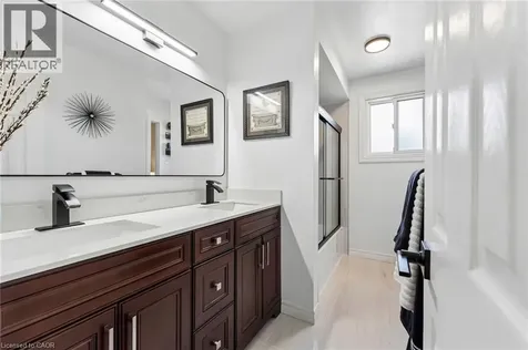 14 Massey Street Brampton ON L6S 2W1