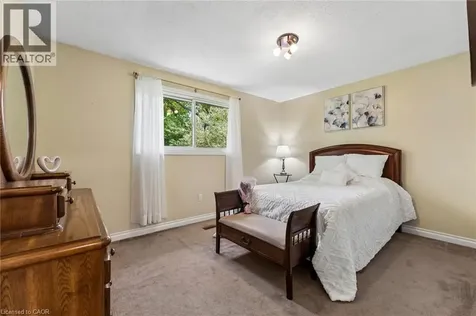 14 Massey Street Brampton ON L6S 2W1