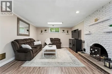 14 Massey Street Brampton ON L6S 2W1
