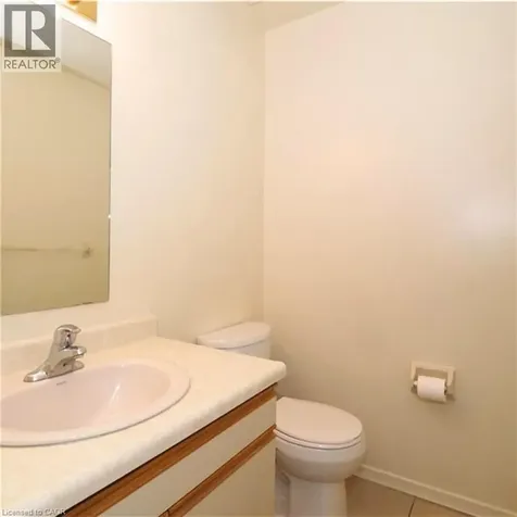425 Kingscourt Drive Waterloo ON N2K 3R4