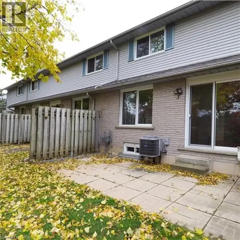 425 Kingscourt Drive Waterloo ON N2K 3R4