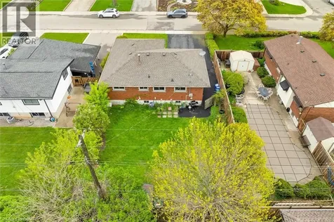 46 Beaconsfield Drive Hamilton ON L8T 2W9