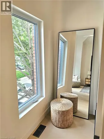 18 Alanson Street Hamilton ON L8N 1W5