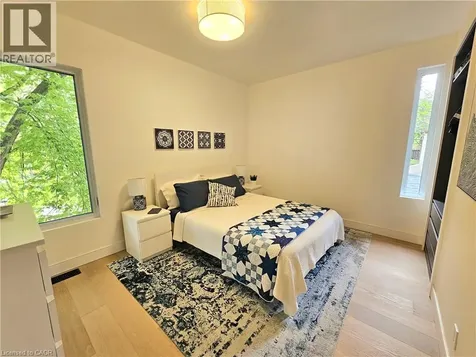 18 Alanson Street Hamilton ON L8N 1W5