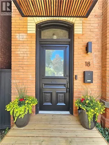 18 Alanson Street Hamilton ON L8N 1W5
