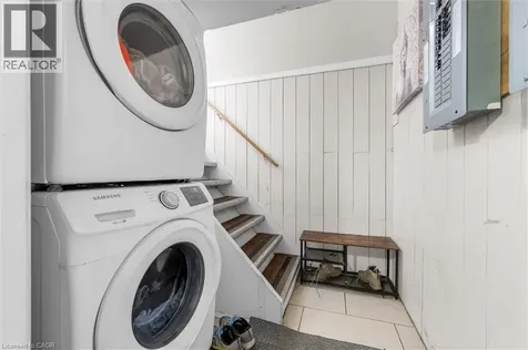46 Beaconsfield Drive Hamilton ON L8T 2W9