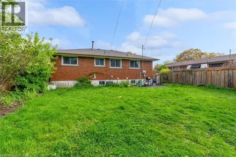 46 Beaconsfield Drive Hamilton ON L8T 2W9