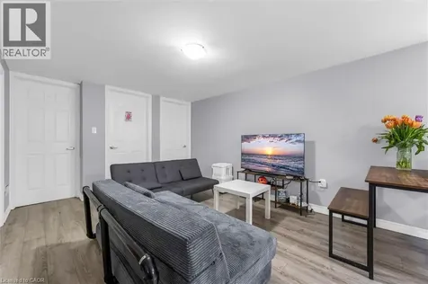 46 Beaconsfield Drive Hamilton ON L8T 2W9