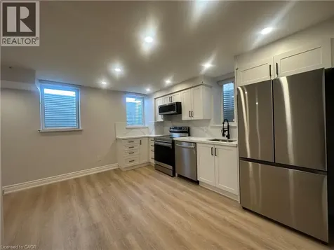 22 Gunn Avenue Brantford ON N3T 0V3