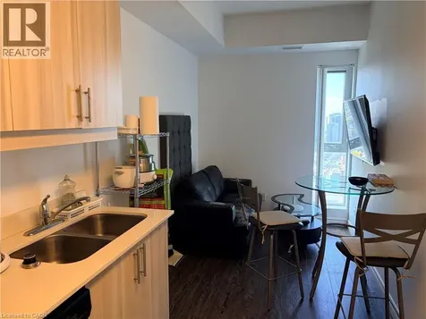 158 King Street North Waterloo ON N2T 2Y2