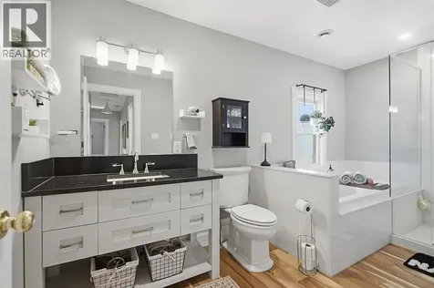 422 Greenfield Street Petrolia ON N0N 1R0