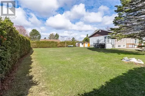 2893 Baker Avenue Val Caron ON P3N 1J9