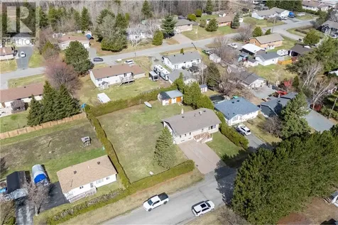2893 Baker Avenue Val Caron ON P3N 1J9