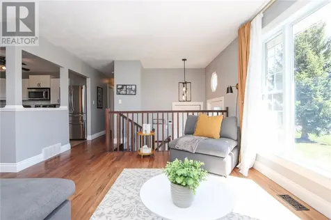 76 Glenbower Crescent Wahnapitae ON P0M 3C0