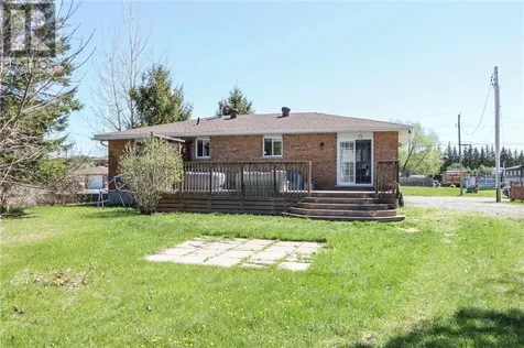76 Glenbower Crescent Wahnapitae ON P0M 3C0