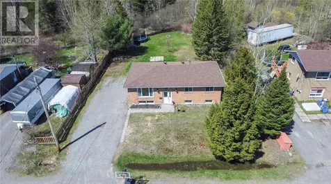 76 Glenbower Crescent Wahnapitae ON P0M 3C0