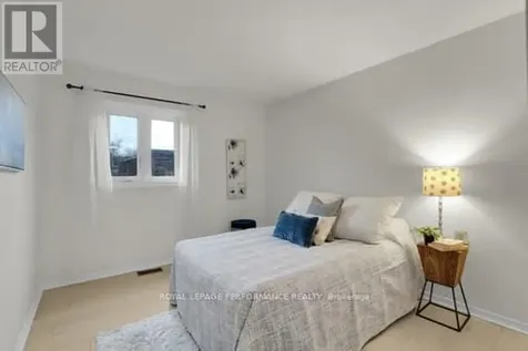 221 Desrosiers Street Ottawa ON K1L 7T2